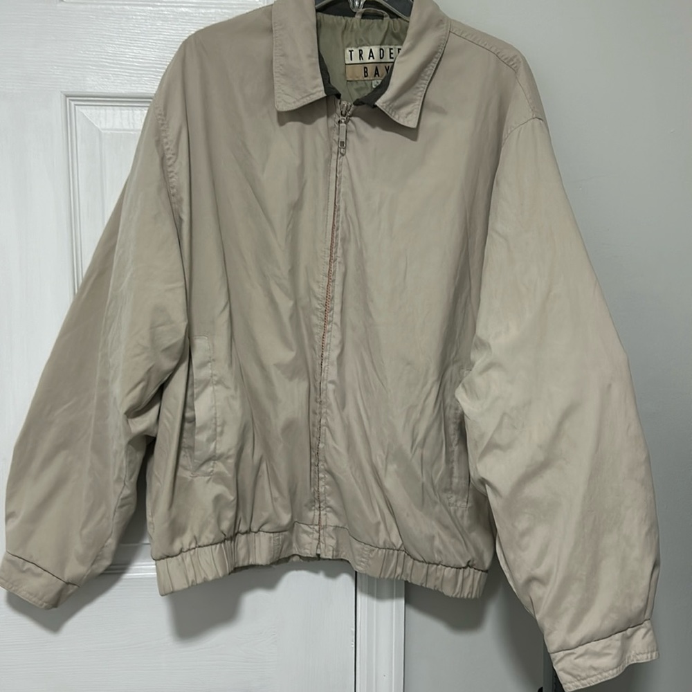 Trader Bay men’s vintage tan jacket size large EUC